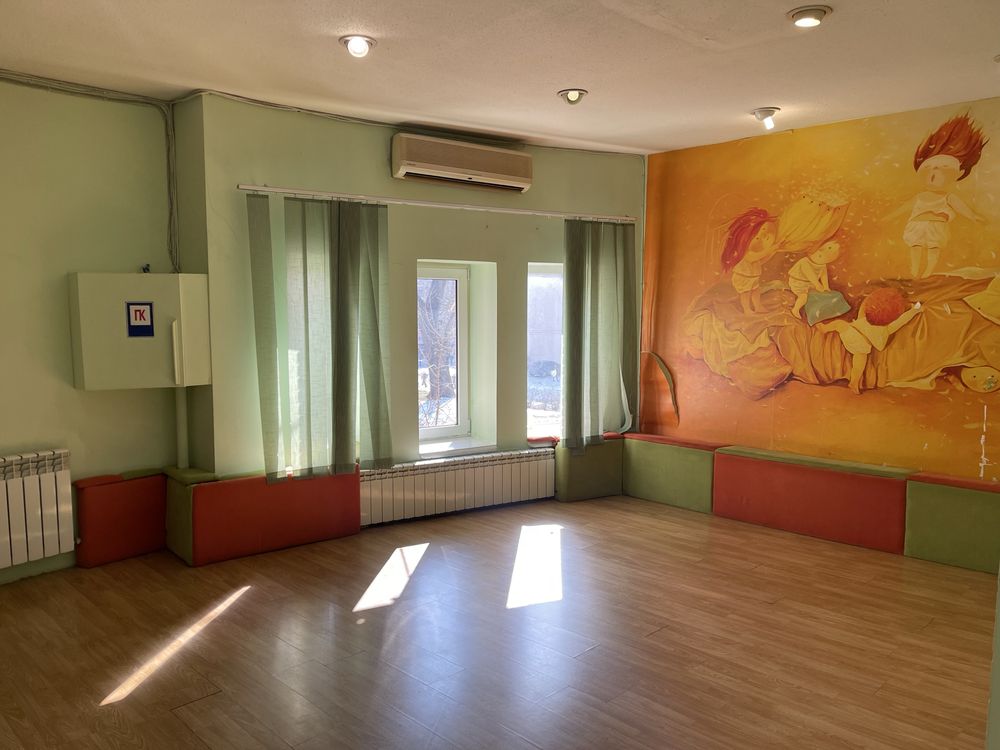 Продам Помещение 176м2. Ул А.Фабра 4 . Пр Яворницкого. Центр.