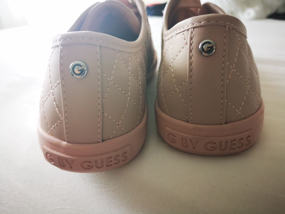 Nowe buty GUESS z USA rozmiar 10, 42 europejskie