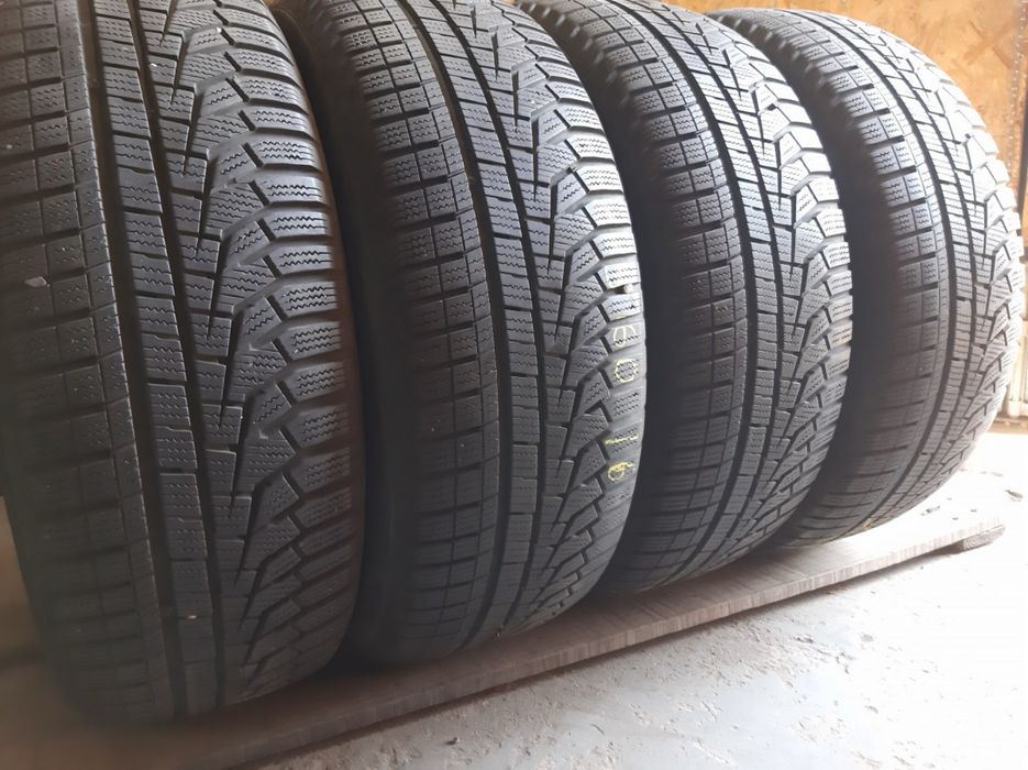 16 215/60 Hankook WinterIceptEvo2 шини зима