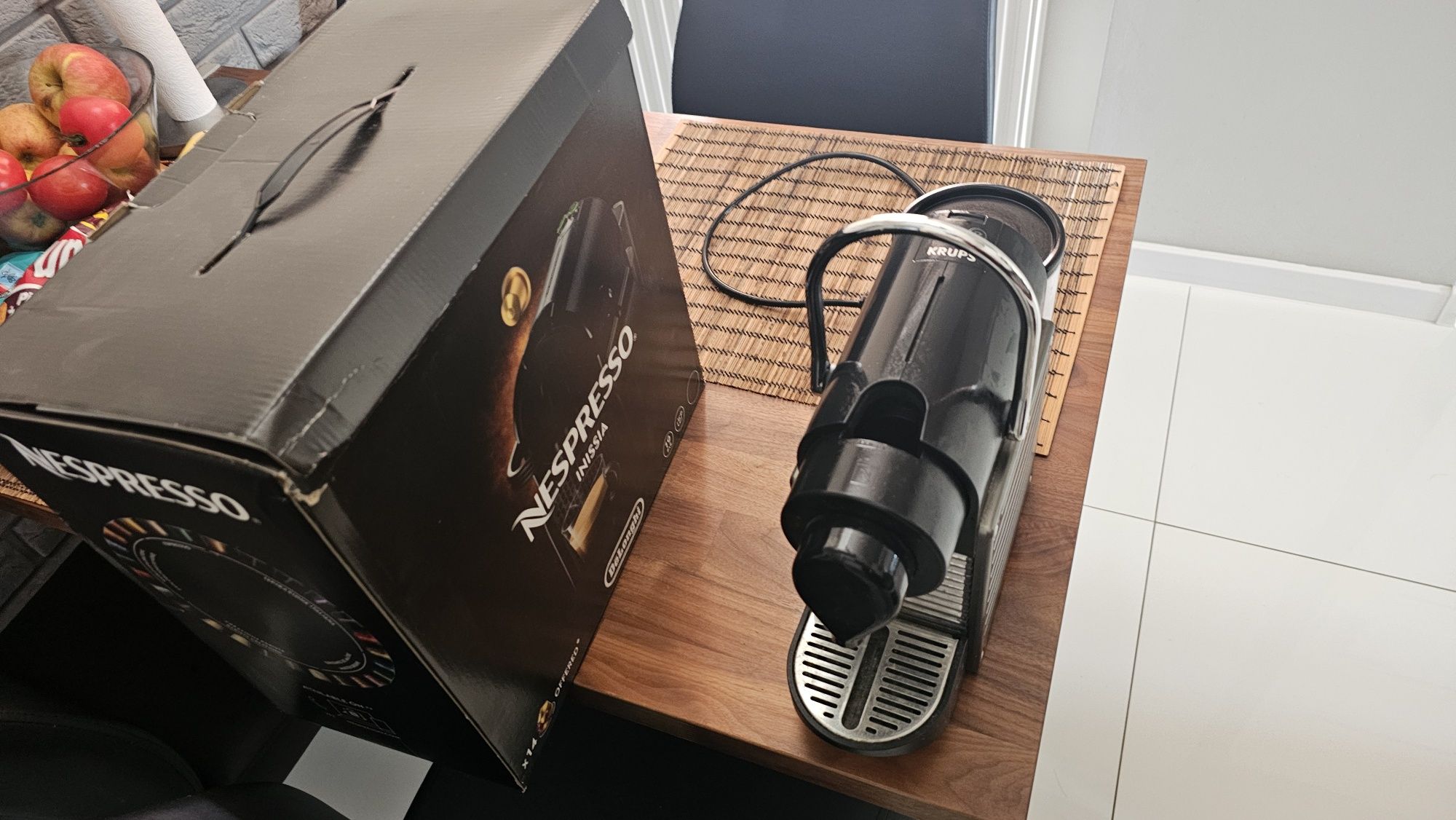 Ekspres do kawy na kapsułki Nespresso Krups XN3005