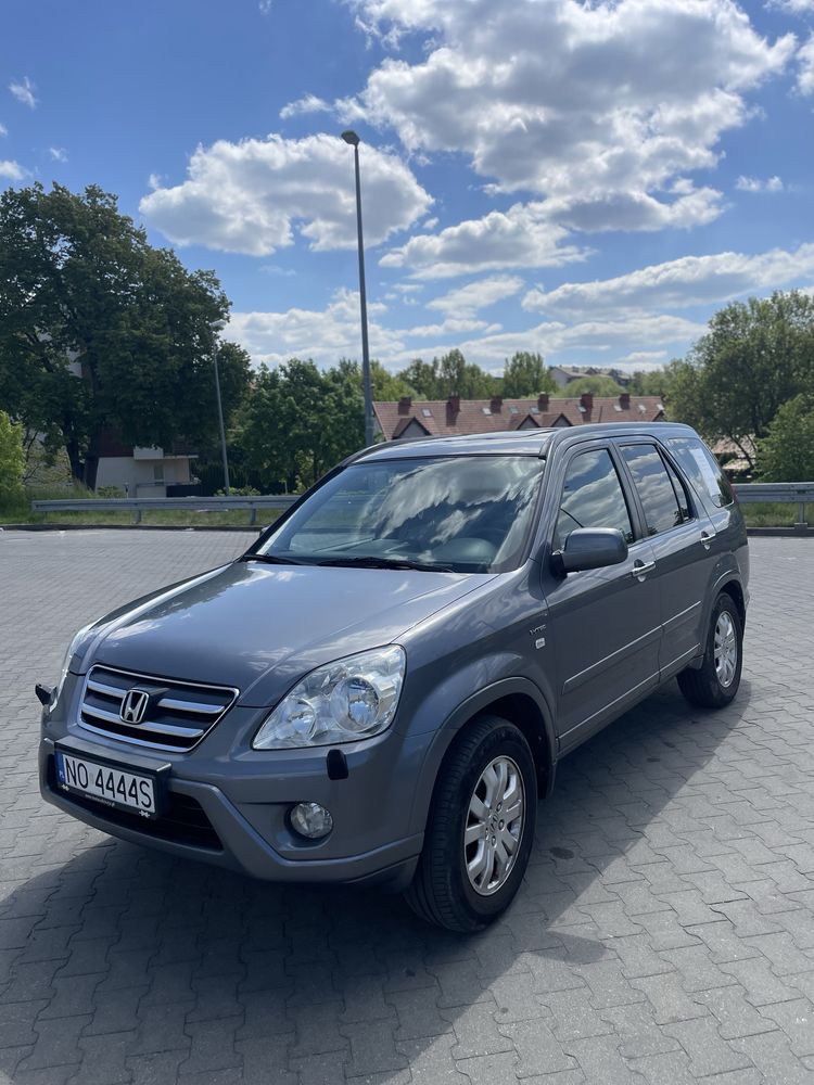 Pojemny SUV Honda CR V 2 LPG 4x4