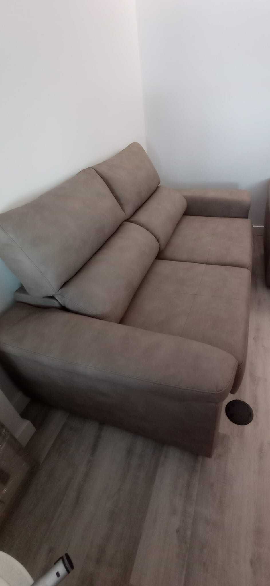 Sofás de 2 e 3 lugares NOVOS (acentos deslizantes)