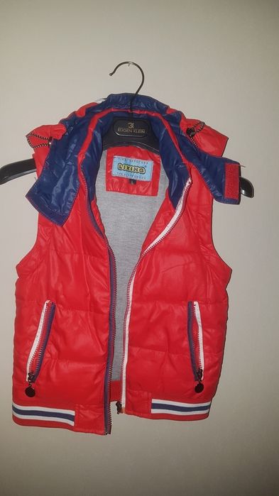 ЖилеткаБезрукавка-куртка4р