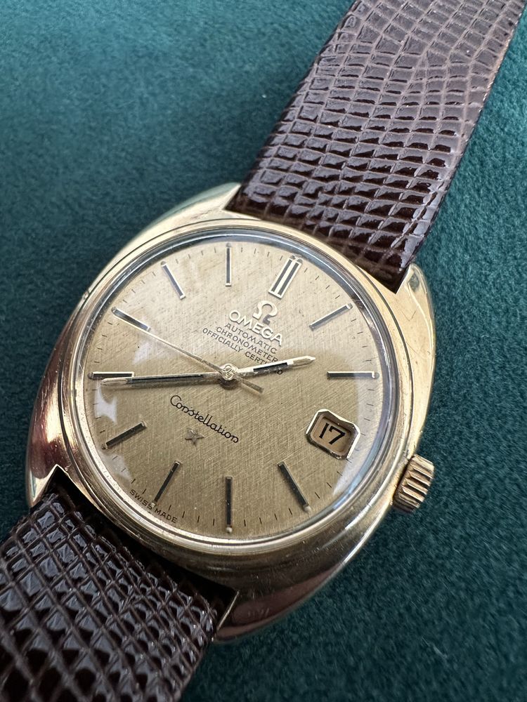 Omega Constellation C-Shape Gold Cap Linen Dial