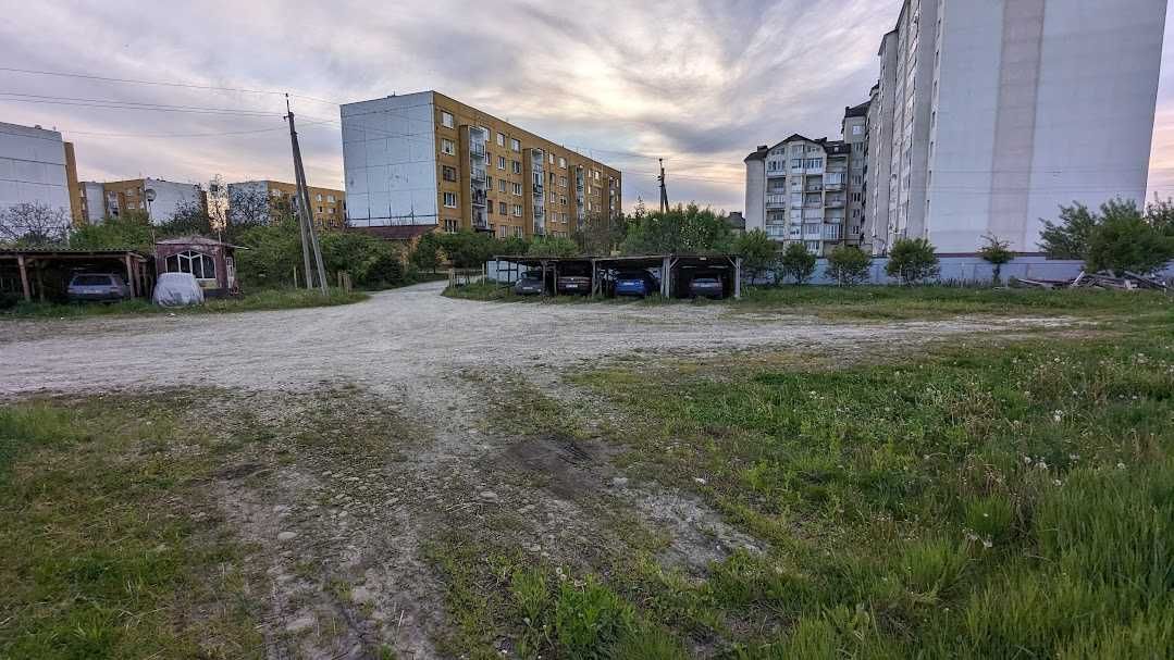 Хороша земельна ділянка в центрі Богородчан 16 сот