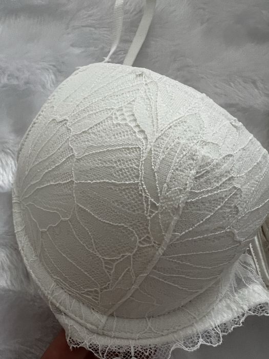 Новий жіночий бюстгалтер H&M 80В