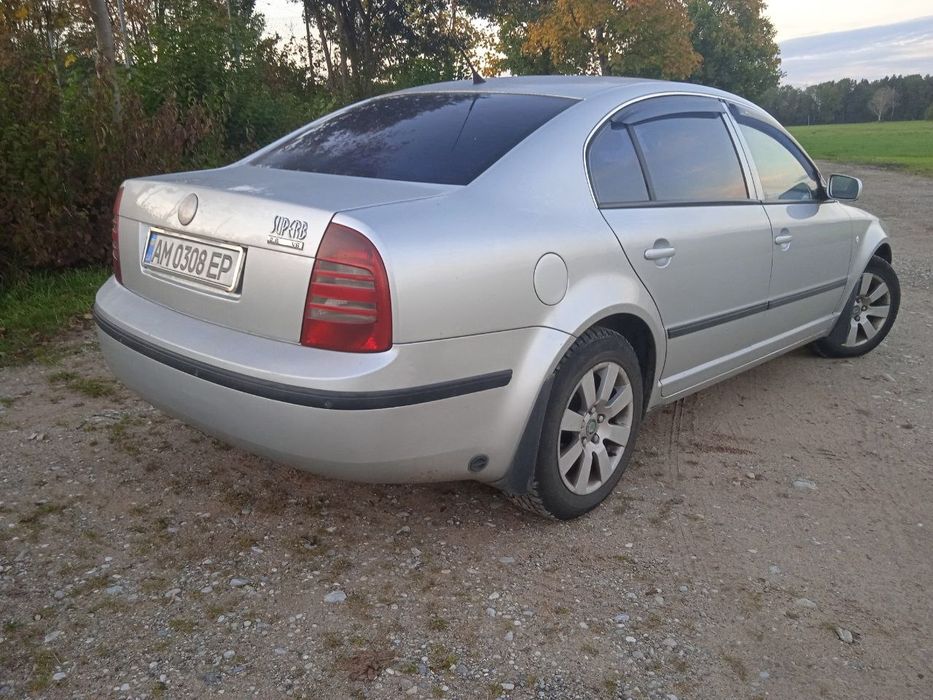 Skoda Superb (авто в Німеччині)
