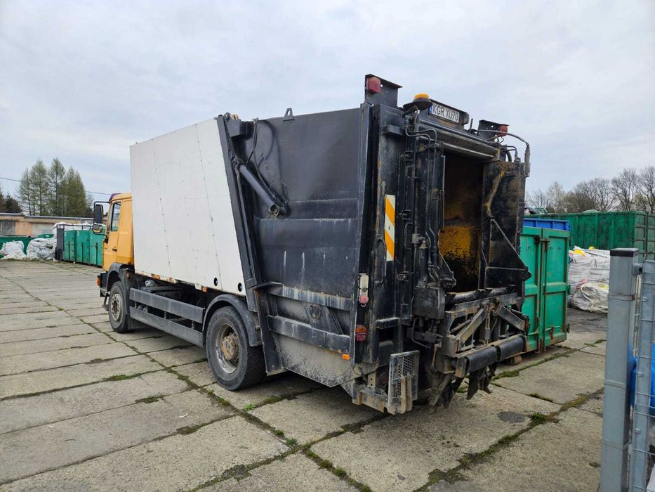 MAN LE220 B Śmieciarka rok. prod. 2002