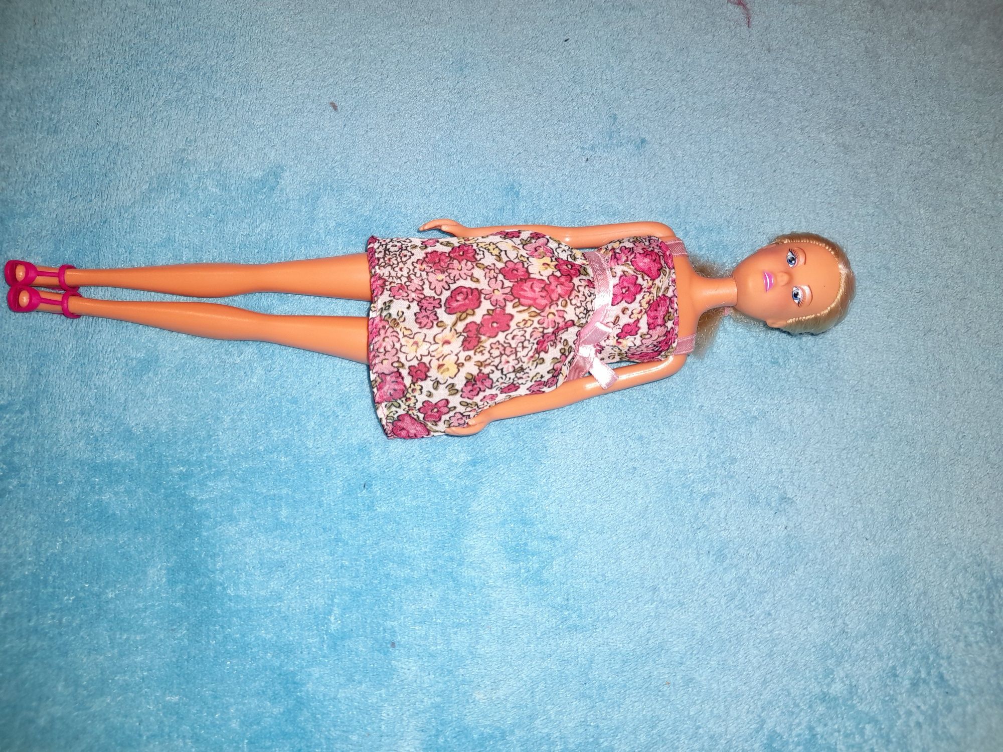 Barbie lalka w ciąży