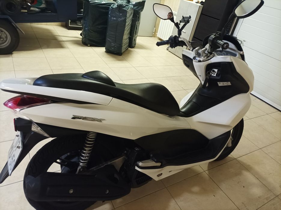 Honda PCX 125 impecável!