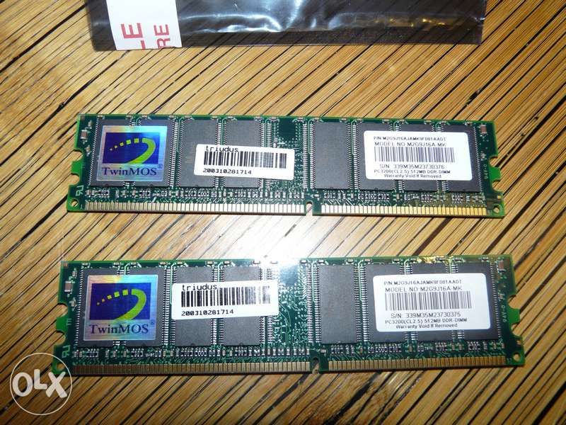 2 Memórias triudus (2x512mb) Pc 3200