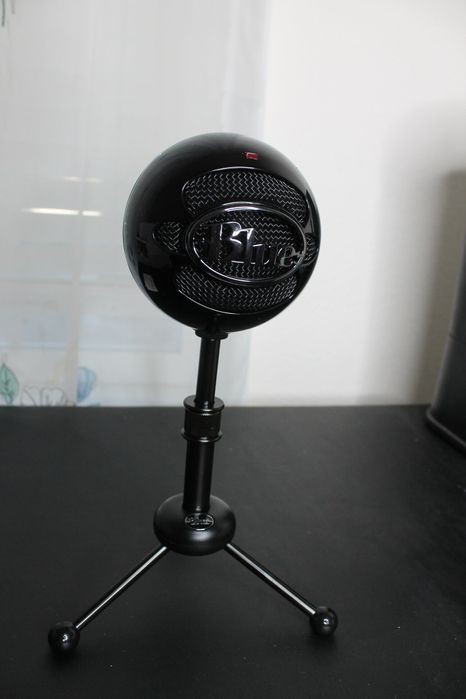 Microfone Blue Snowball + suporte | NOVO