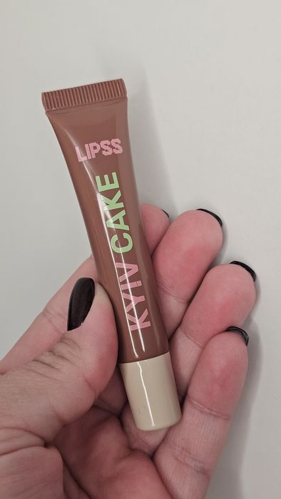 Блиск для губ lipss kyiv cake
