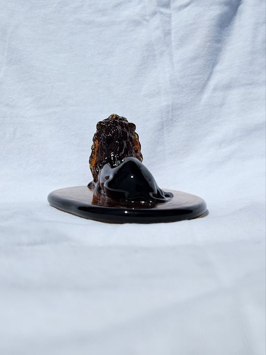 Przycisk do papieru lew ZąbkowicePrzycisk do papieru w kształcie lwa.