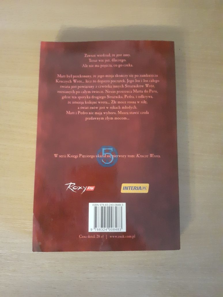"Mroczna Gwiazda" Anthony Horowitz