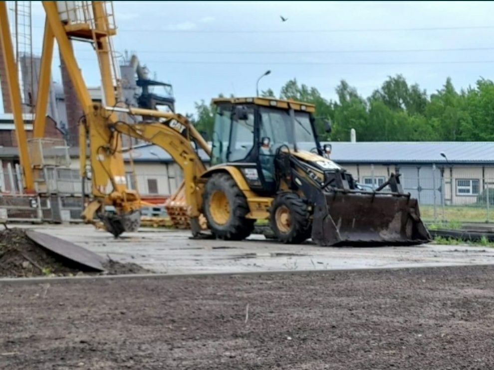 Wypożyczalnia,Usługi:koparka, koparko-ładowarka, minikoparka,wywrotka