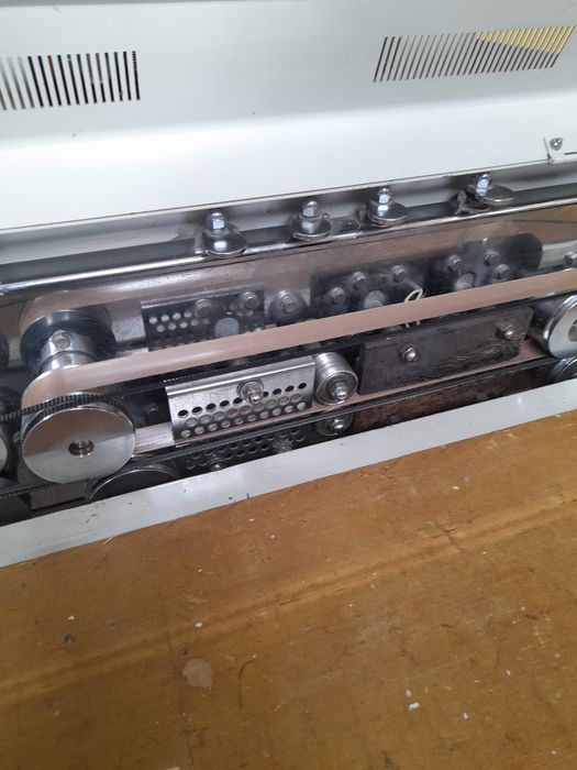 Seladora de sacos em Contínuo