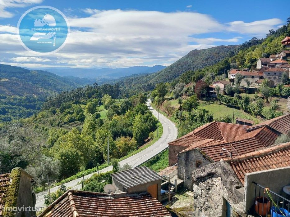 Moradia à venda Teixugueiras- Cabeceiras de Basto