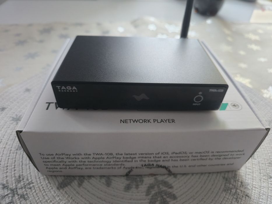 Odtwarzacz sieciowy Taga Harmony TWA-10B  DAC