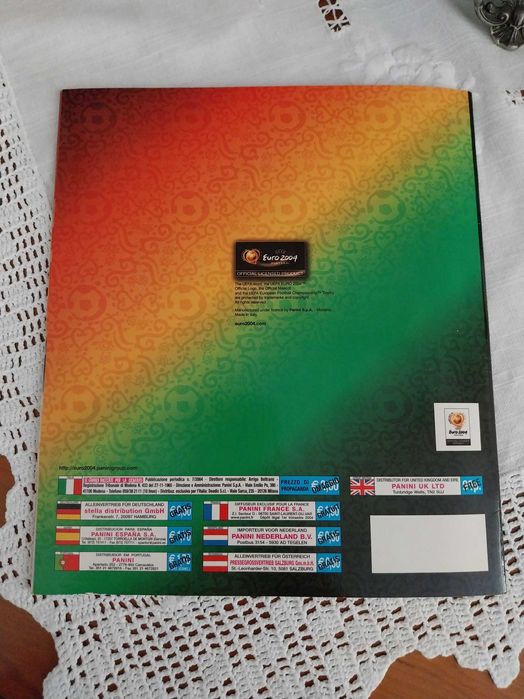 Caderneta UEFA Euro 2004, Futebol, Panini, com mais de 200 cromos