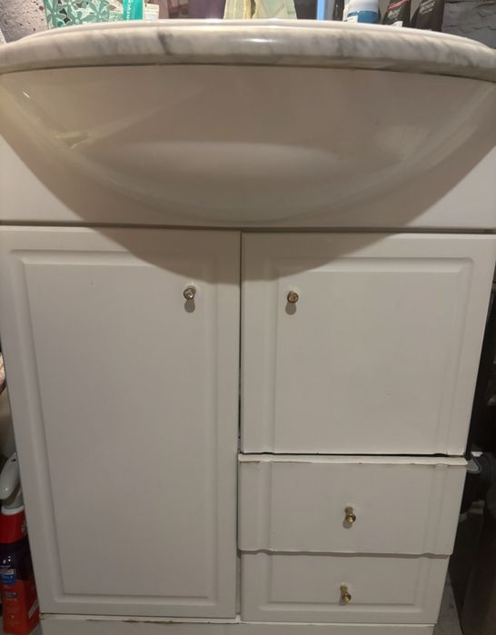 Мармурова столешня+акриловий карніз  під умивальник Іспанія SANGRA