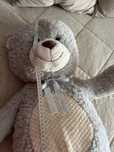 Urso de peluche em conza e beje
