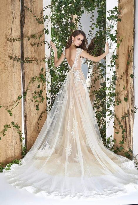 Piękna suknia ślubna Papilio model 1817