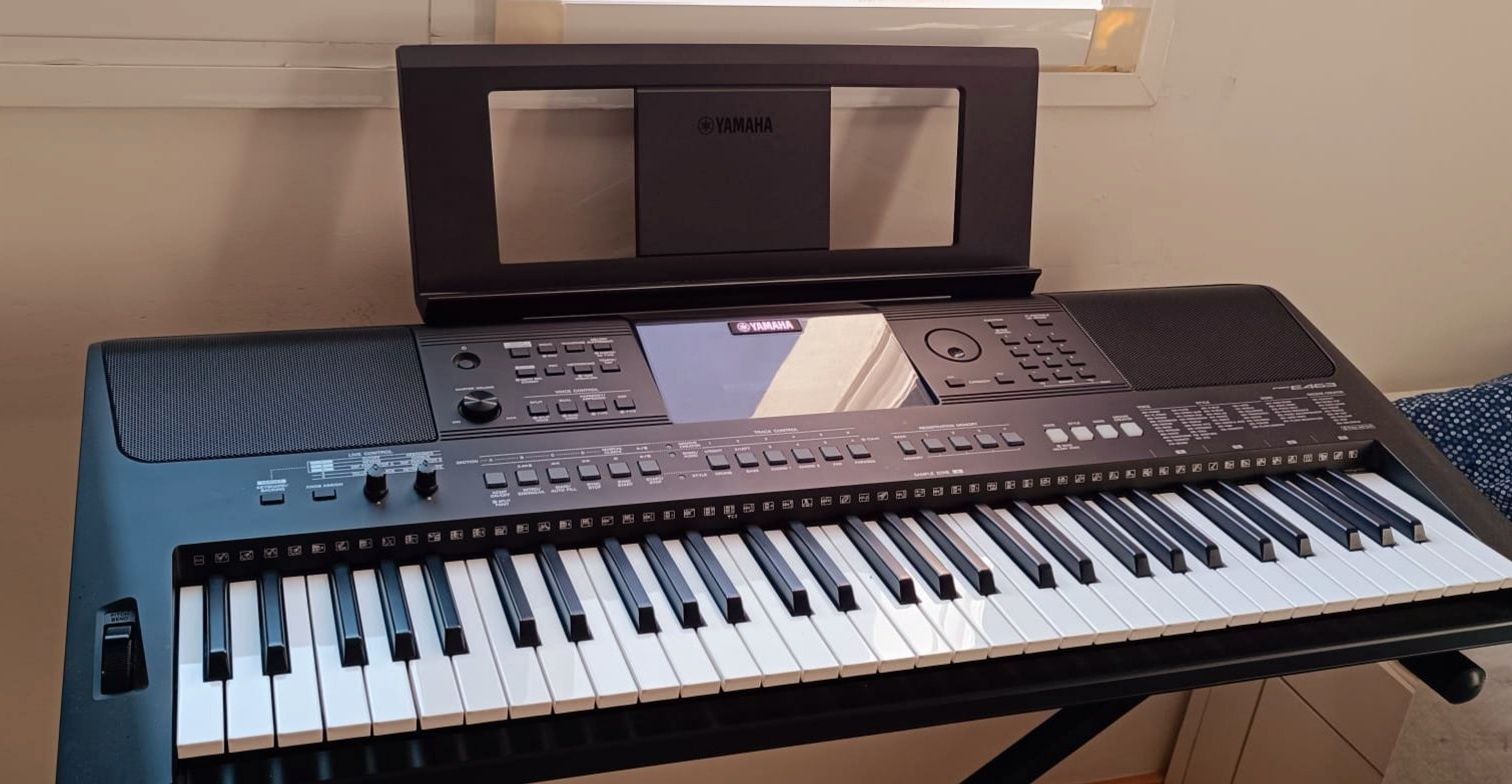 Yamaha " PSR E 463 "