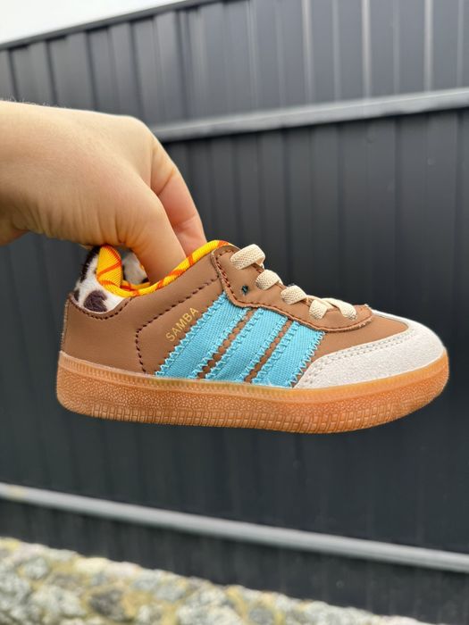 Кросівки дитячі adidas samba toy story "woody"