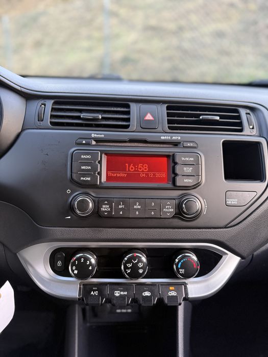 Kia Rio 1.1 CRDi | VAN | IVA DEDUTÍVEL