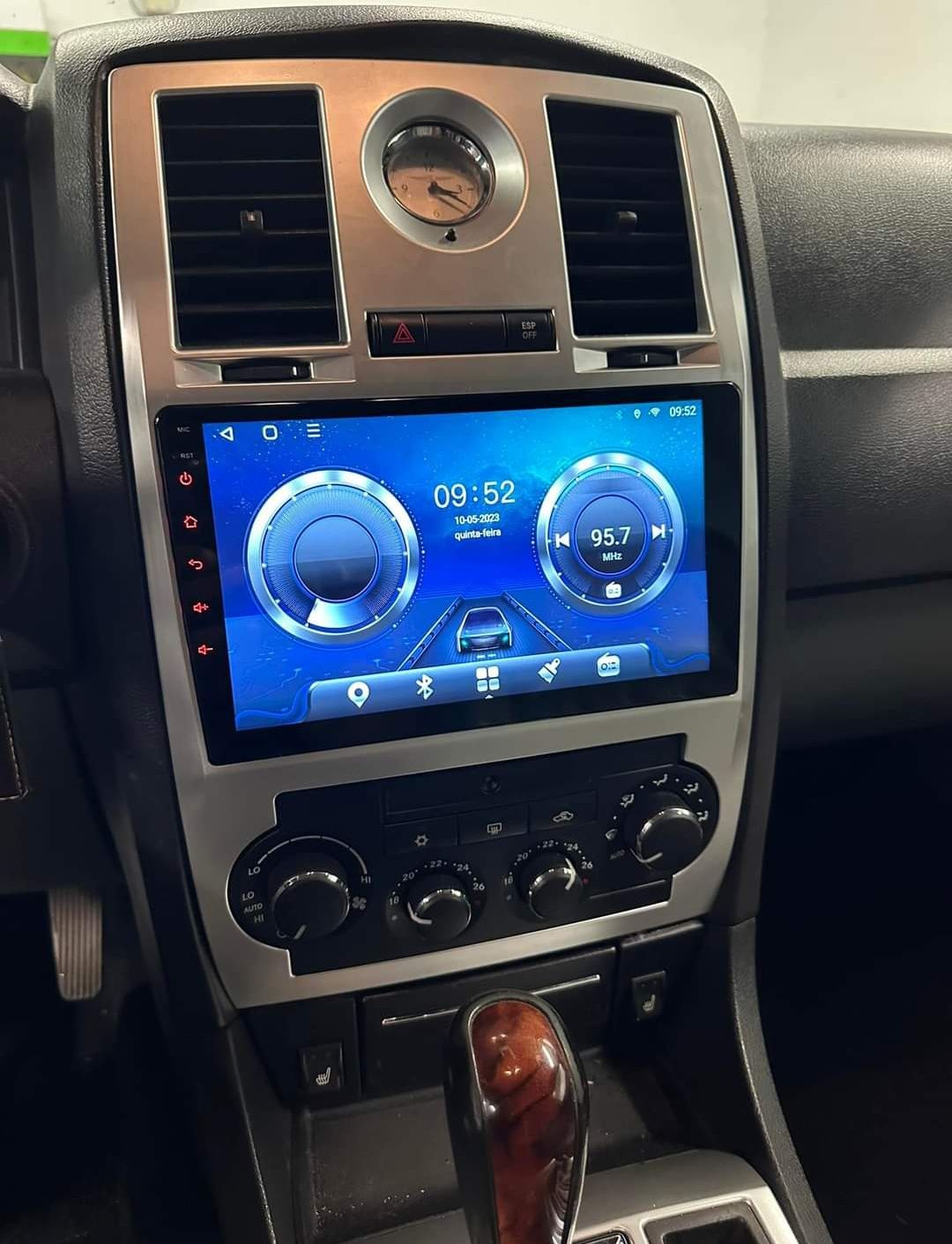 Rádio Chrysler 300C Android 13 com GPS
