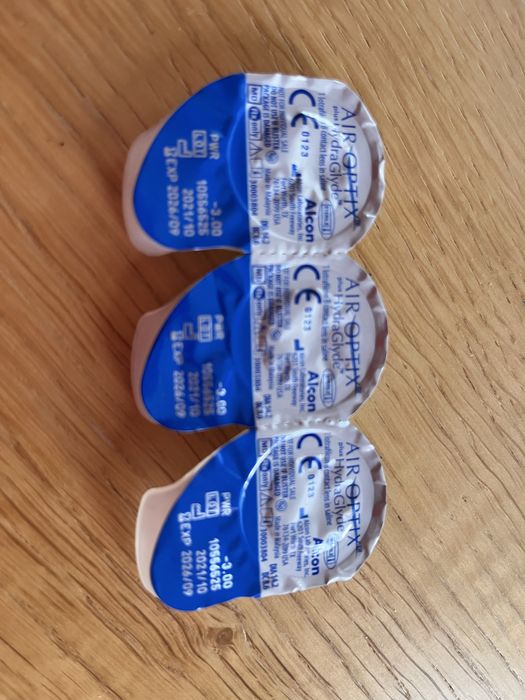 Soczewki miesieczne air optix hydraglyde