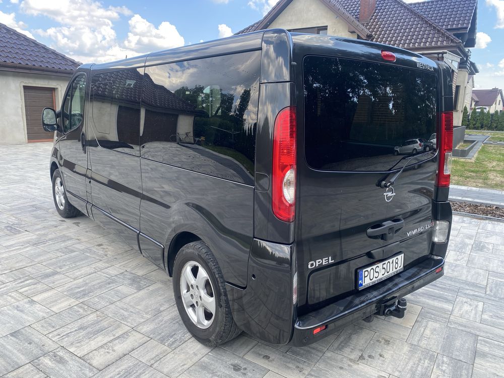 Opel Vivaro LONG Westfalia 2,0 CDTI 2012r. Import Niemcy 8-osób