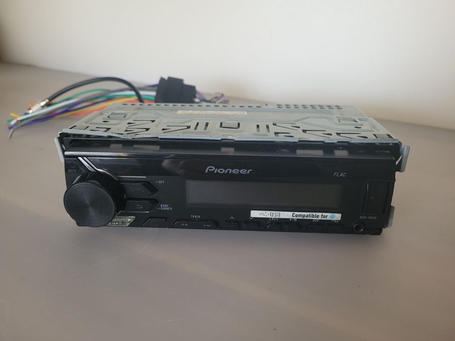 Radio Samochodowe pioneer USB