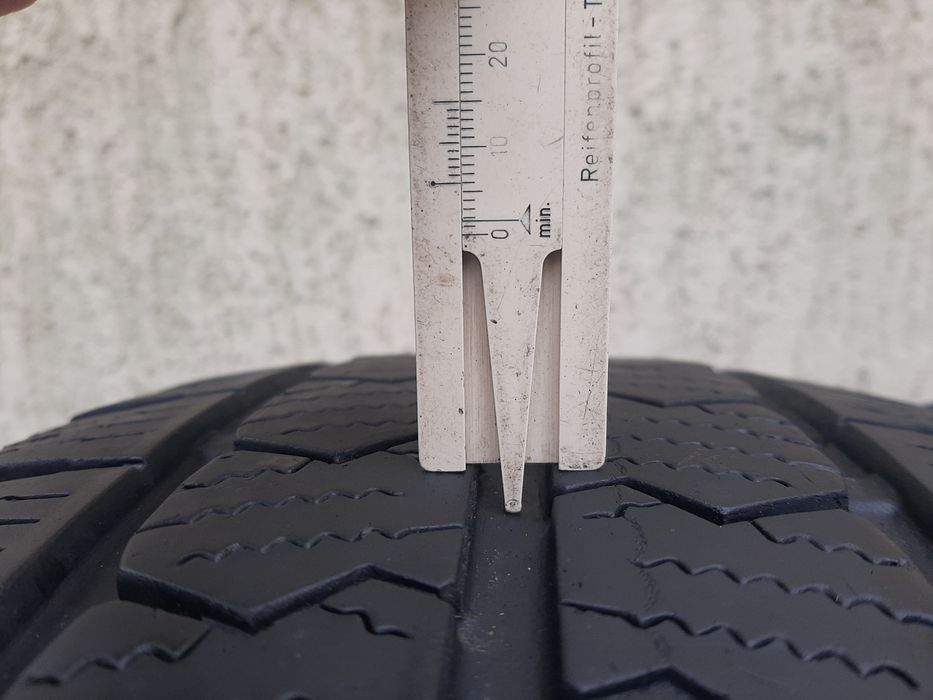 2x Opony zimowe 215/65R16C Sportiva Van-Snow 3 / 6mm 2021r