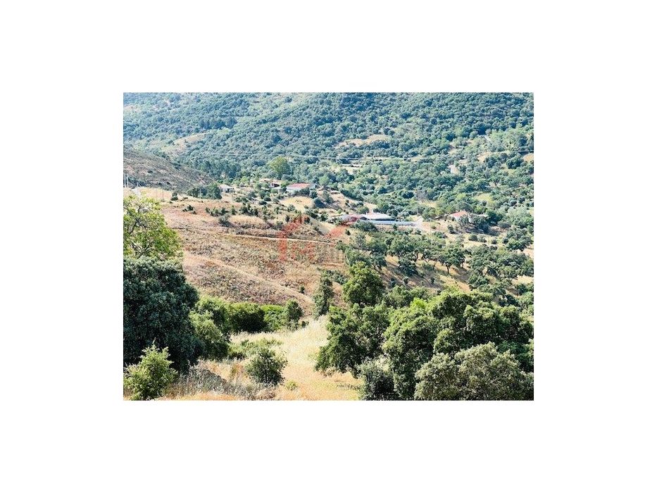 Terreno com projeto aprovado com vista campo - São Brás de Alportel