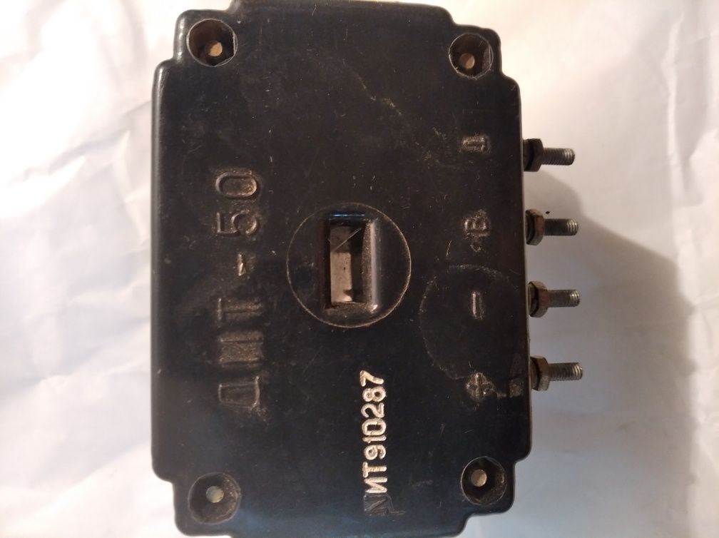 Датчик тока LEM-100P-LT. 100A і ДИТ , шунти ШСММ3 різні. шунти 75 ШСМ3