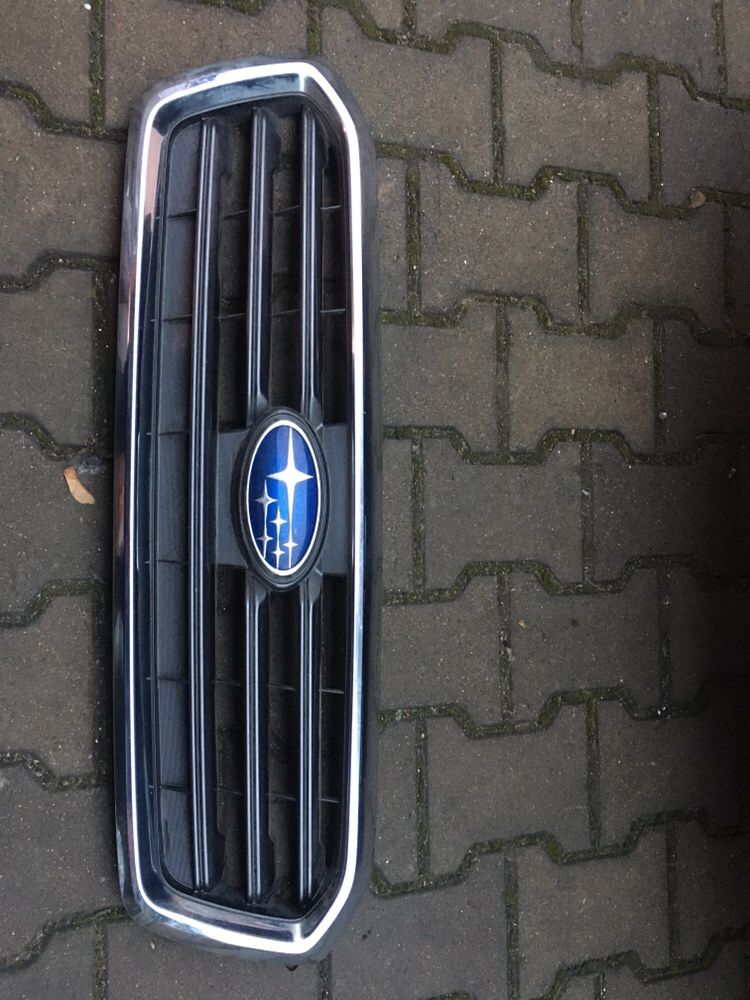 Grill ,Atrapa przednia do Subaru Levorga.