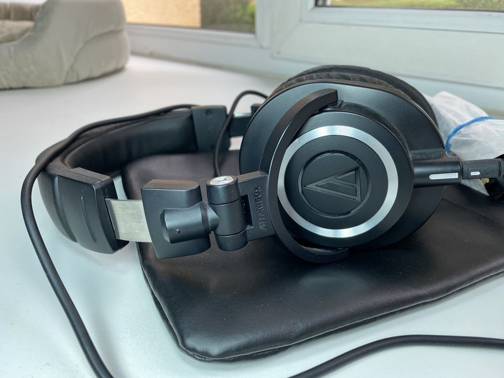 Навушники Audio-Technica ath-m50x