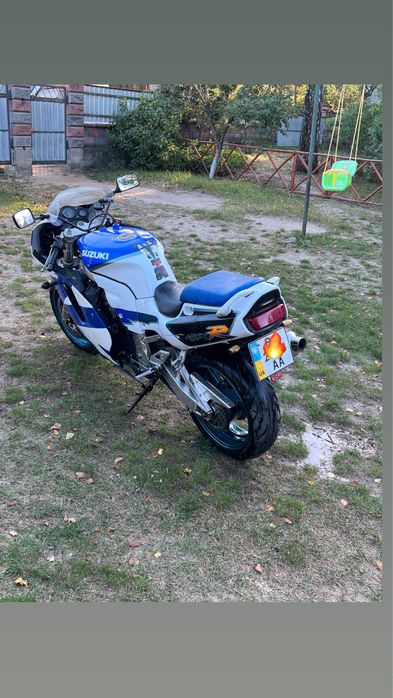 Suzuki з доками