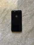Продам iphone 8 на 64 gb