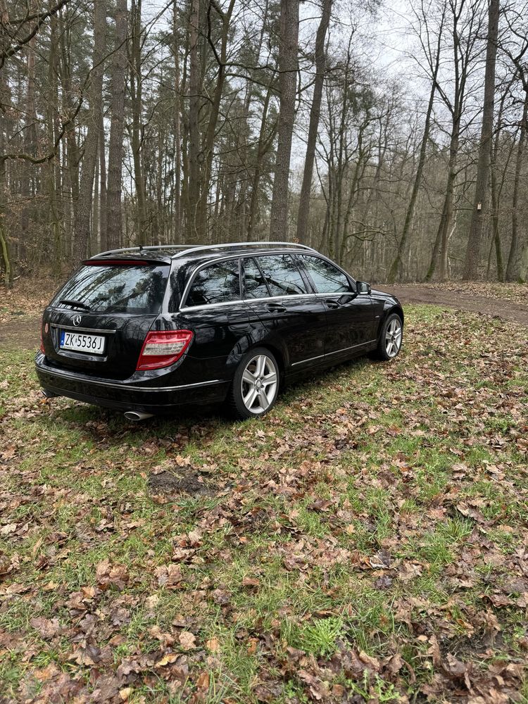 Mercedes W204 4matic 7g tronic +hak