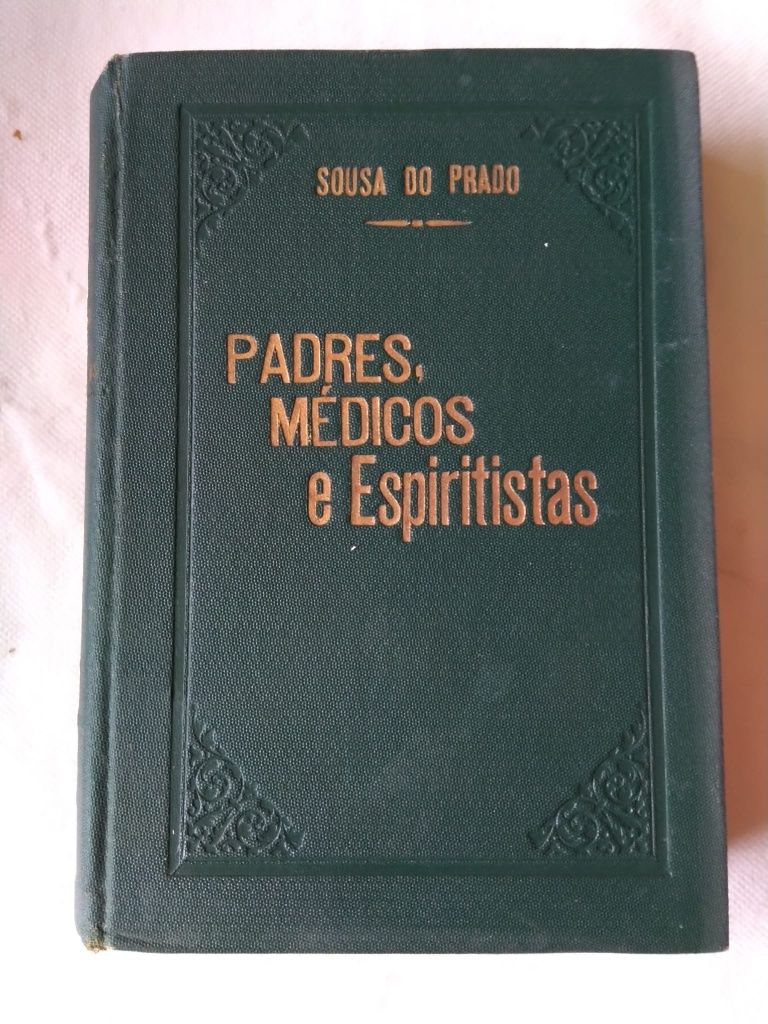 Religião . . . .