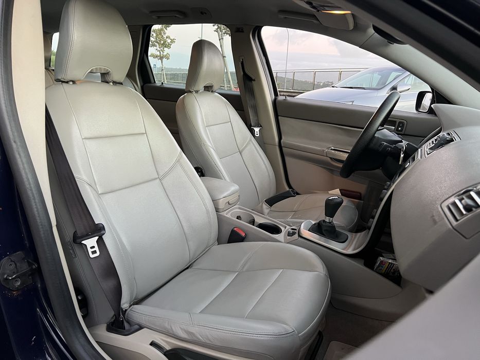 Volvo V50 2.0D 136cv - 04