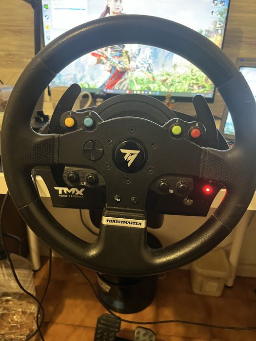 Trustmaster TMX Force Feedback Volante + Pedais