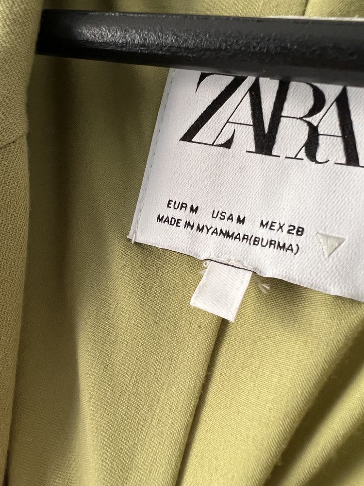 Pistacjowa marynarka Zara  oversize rozm s dobry na m