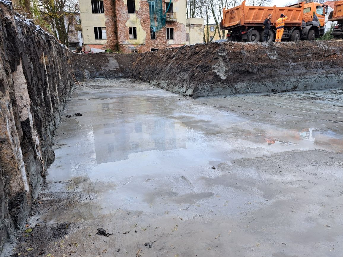 Usługi koparką, rozbiórki, roboty ziemne, koparko - ładowarka,