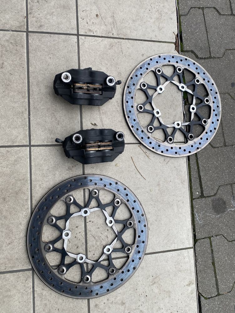 Suzuki Gsxr 1000 K7 K8 zaciski  hamulcowe