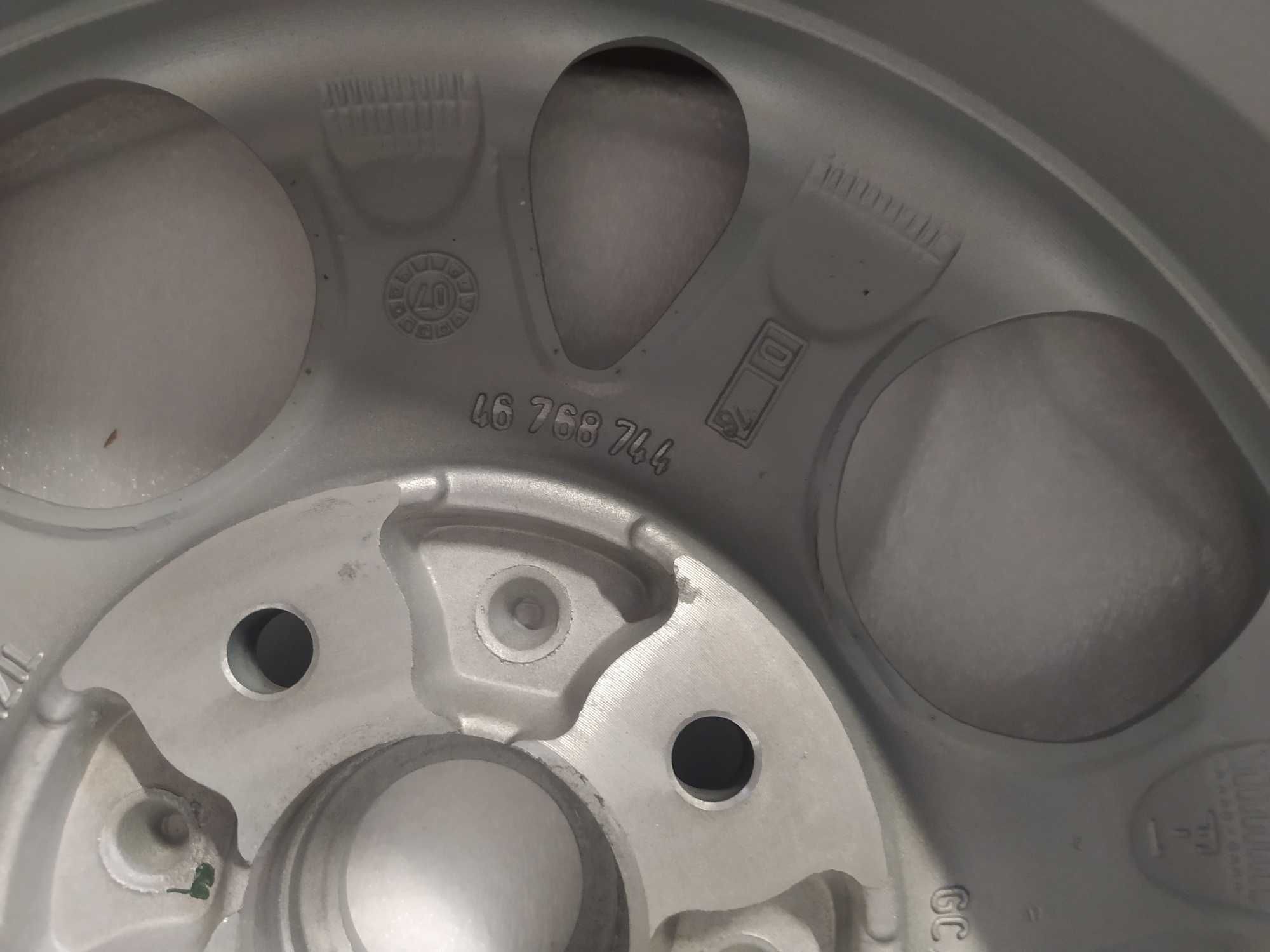 NOWE Oryginalne felgi alufelgi 14 4x98 Punto 500 Seicento Panda