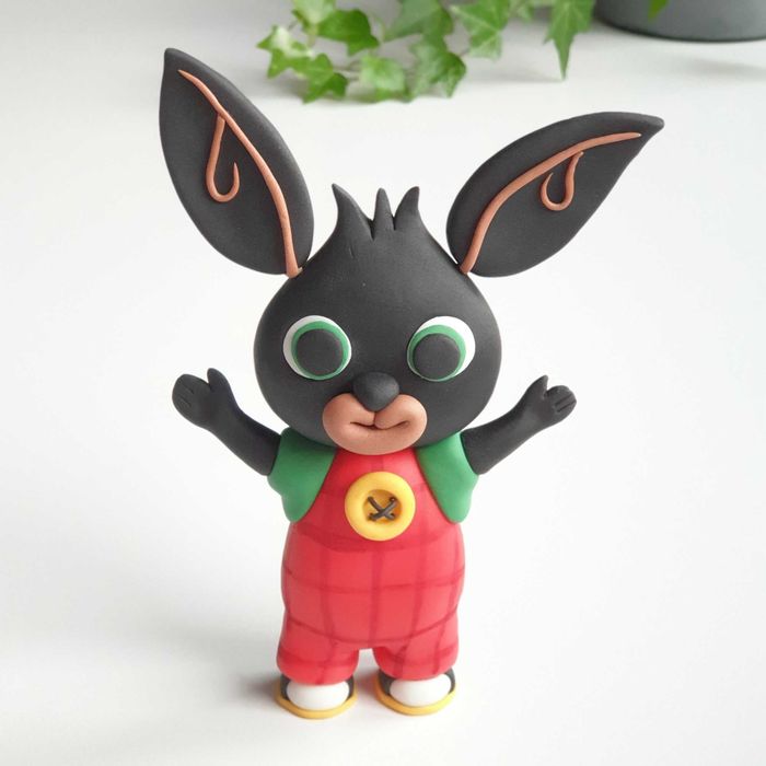 Figurki na tort królik Bing bunny